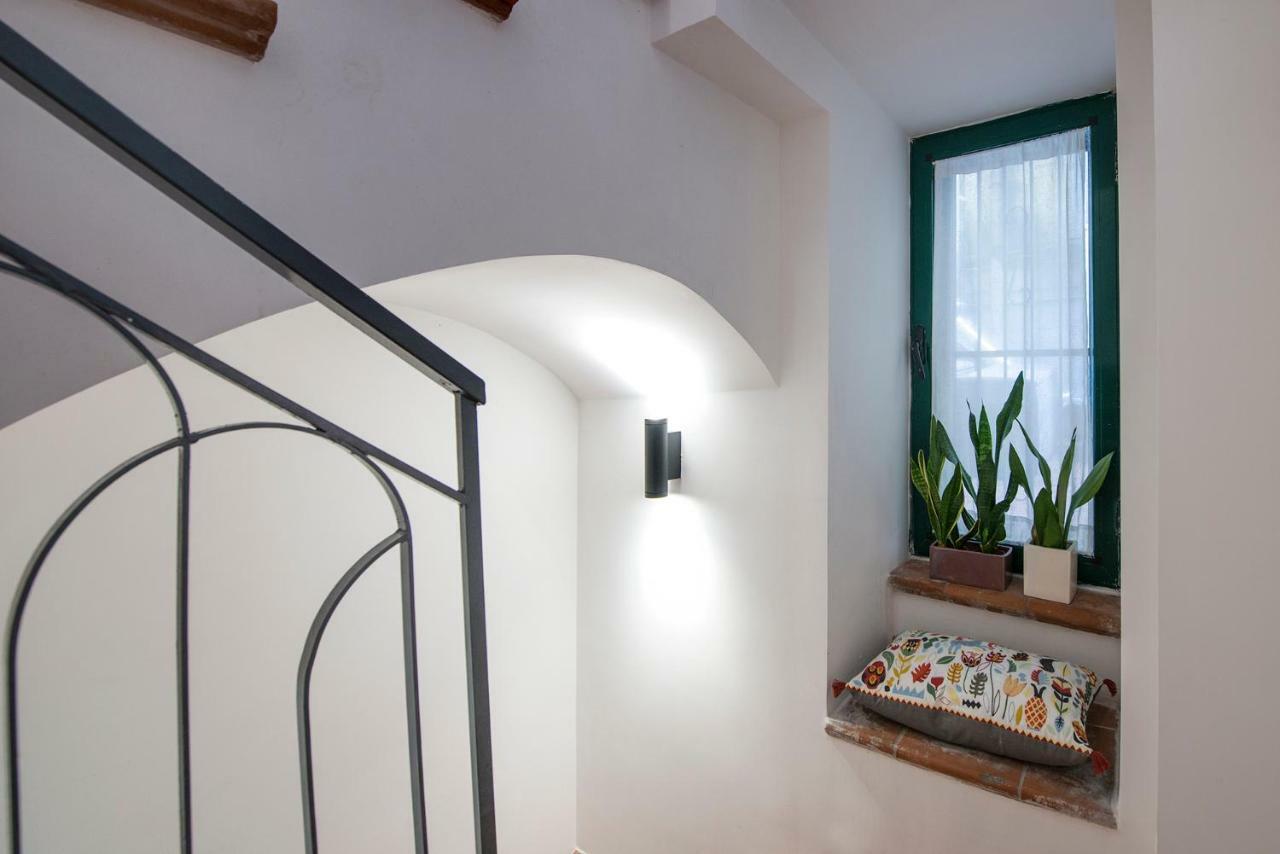 Le Terrazze Sul Cortile Lejlighed Salerno Eksteriør billede