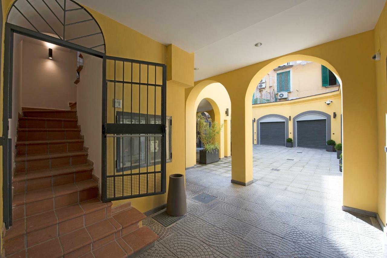 Le Terrazze Sul Cortile Lejlighed Salerno Eksteriør billede